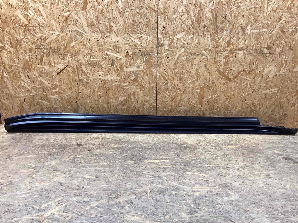 фото №1, Porsche panamera 971 порог наружный молдинг 971854884b 971854883b l/r