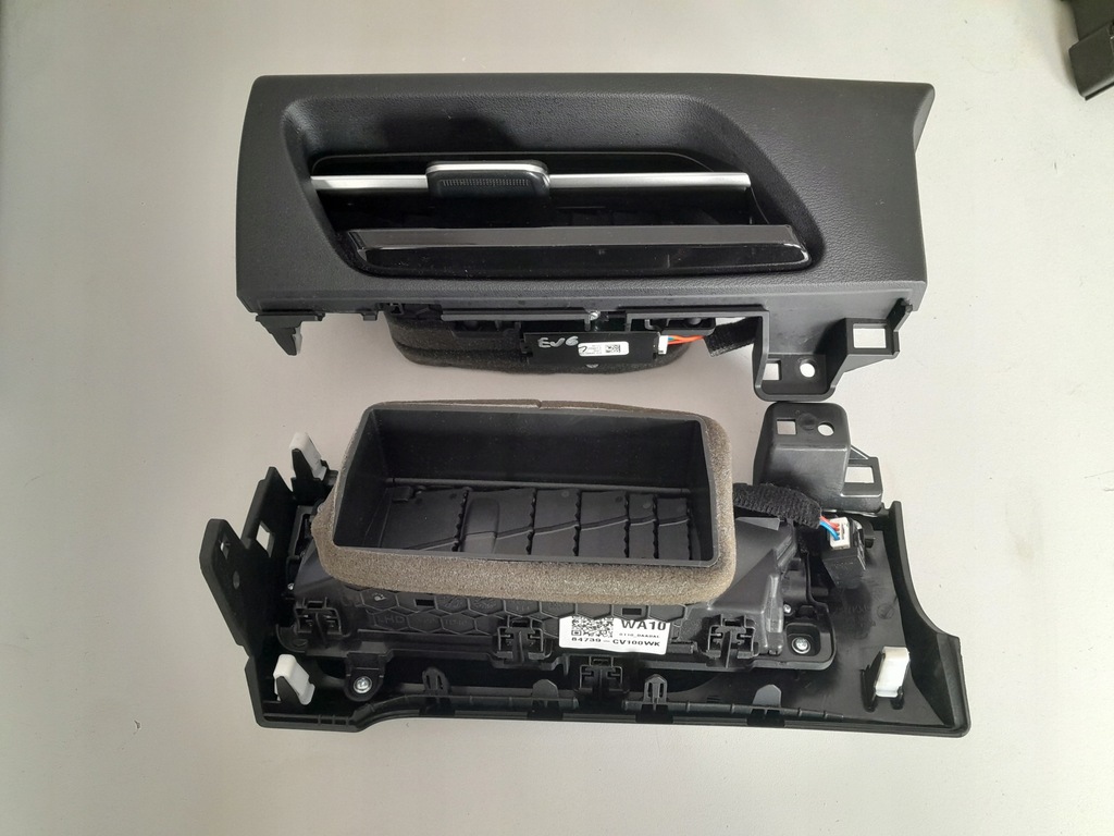 фото №8, Kia ev6 2022 молдинг консоли панели воздуховод рамка