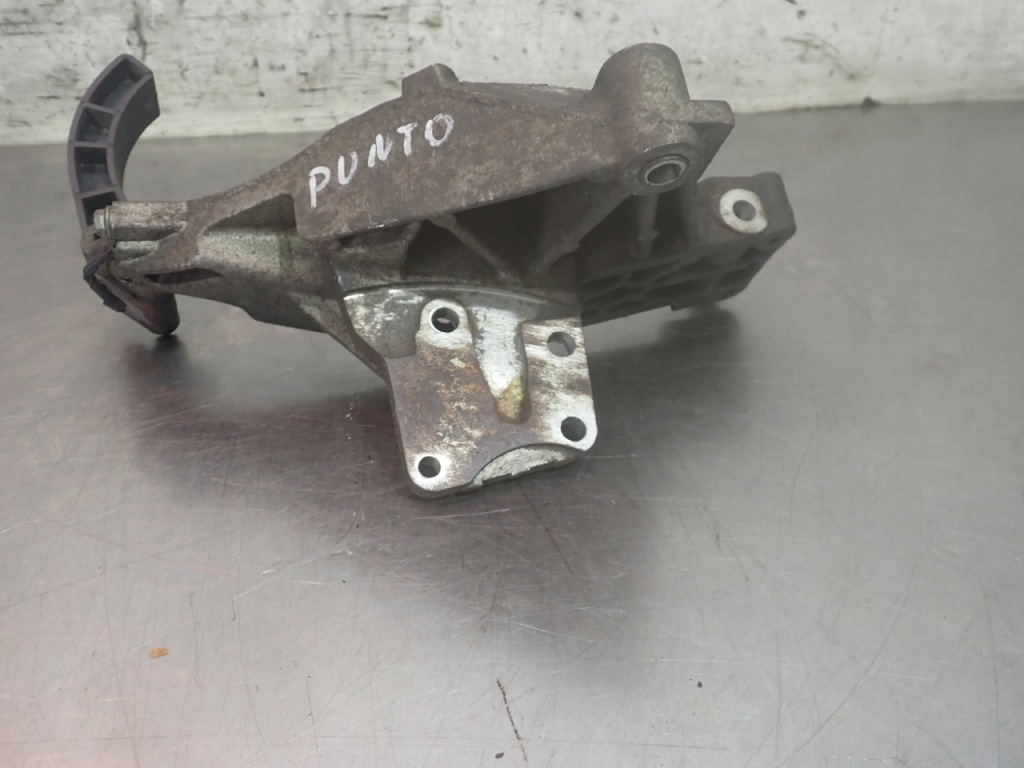 фото №4, Кронштейн генератора fiat grande punto