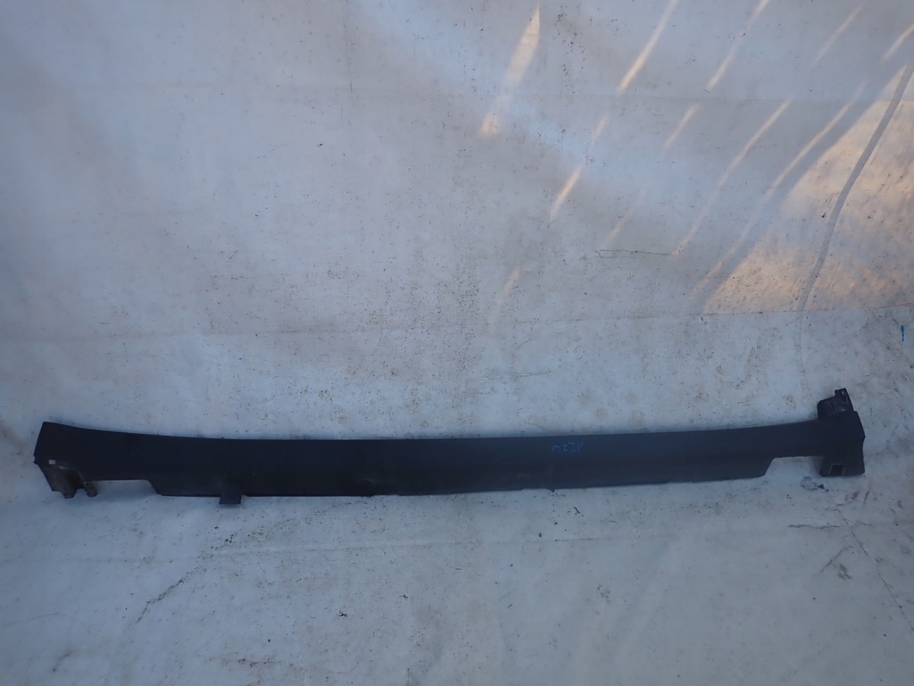 фото №1, Tesla x 15- молдинг порог правая порог правый