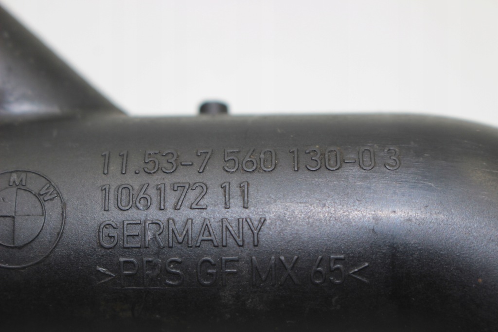 Патрубок води bmw e46 e60 e61 e81 e82 e83 e84 e85 e87 e88 e90 e91 7560130 Недорого