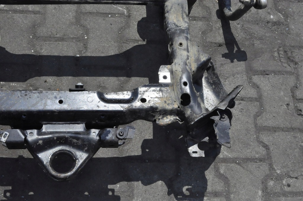 фото №8, Land rover defender ii l663 3.0 подрамник подвеска