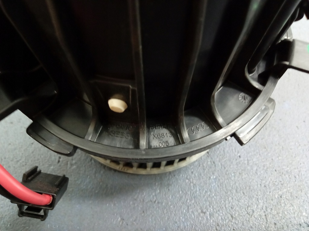 фото №5, Audi a4 b8 8k повітродувка повітря behr x6813