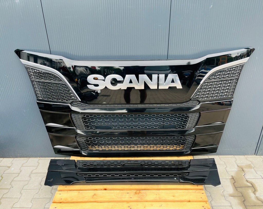 фото №1, Решітка радіатора капот scania r s новий model