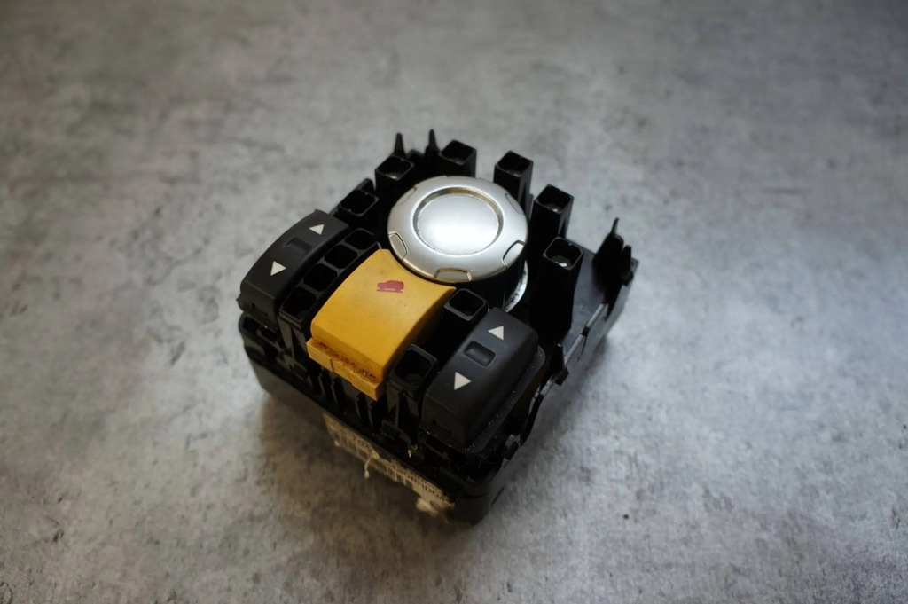 фото №1, Переключатель подвеска range rover sport l320