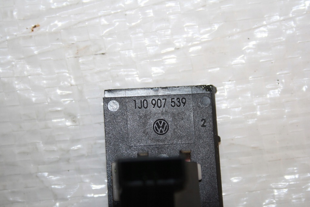 фото №13, Vw golf датчик освітленості 1j0907539