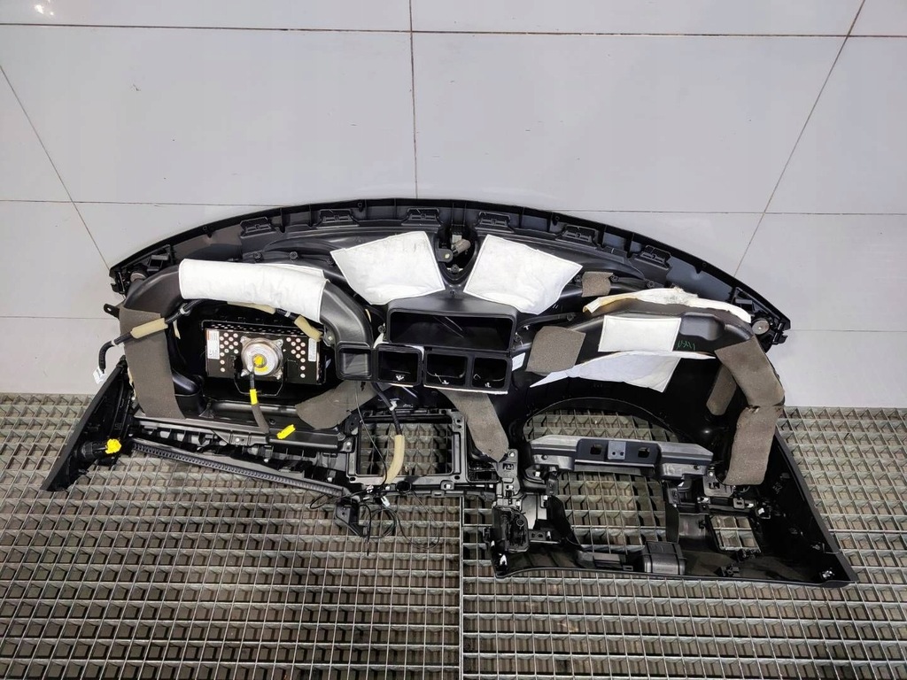 фото №11, Приборная панель приборная приборная панель подушка пассажира europa honda hrv hr-v ii