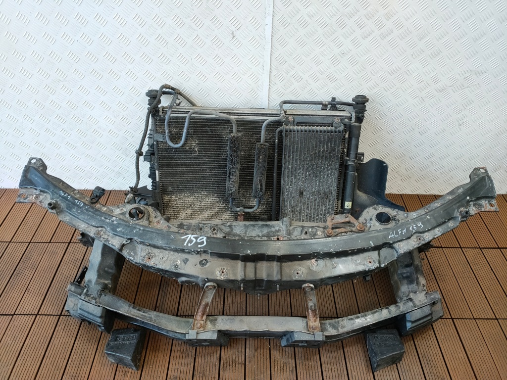 Alfa romeo 159 05-11 перед комплект  капот бампер ремінь фари крила решітка радіатора 601 Недорого