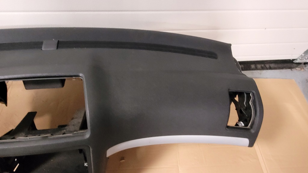 фото №12, Консоль панель приладів панель приладів +2x подушка skoda octavia ii europa оригінал демонтаж