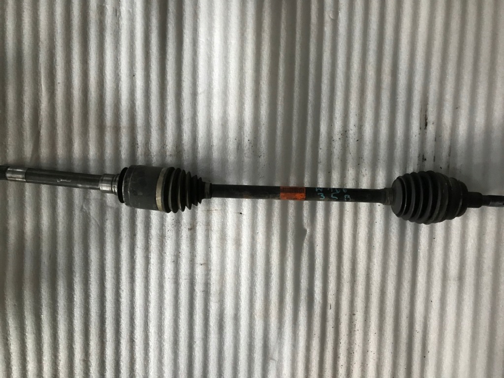 фото №1, Mercedes w166 привідний вал права a1663301300