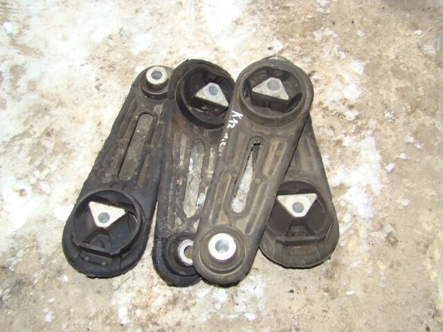 фото №1, Nissan micra k12 подушка двигателя нижняя