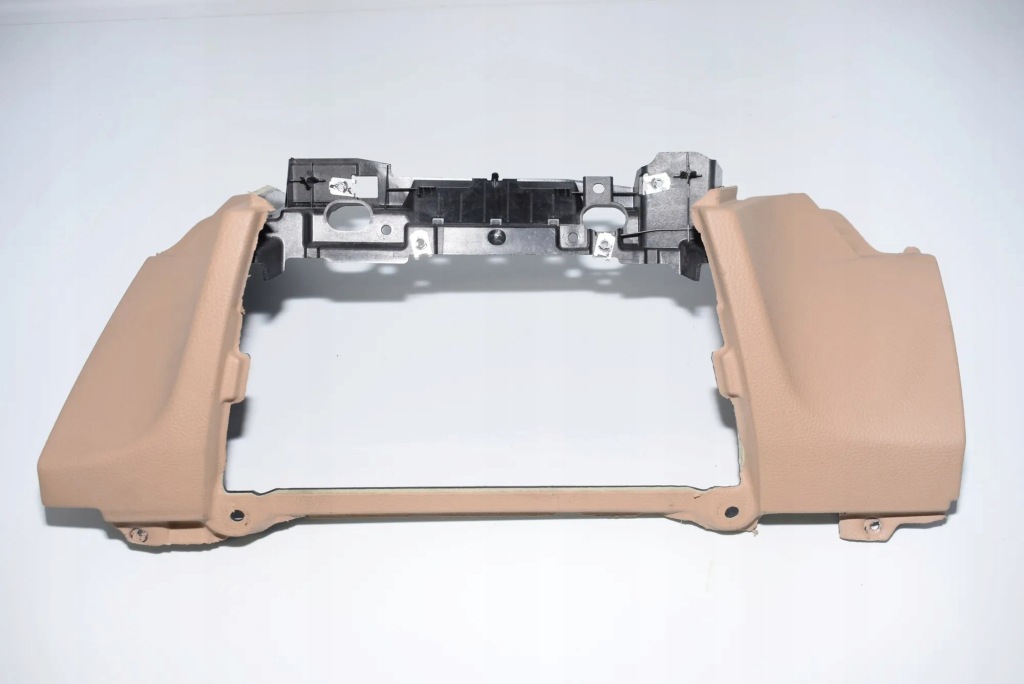 фото №1, Рамка середня панель приладів bmw 7 f01, f02 9143936 4.4l бензиновий 298kw 2012