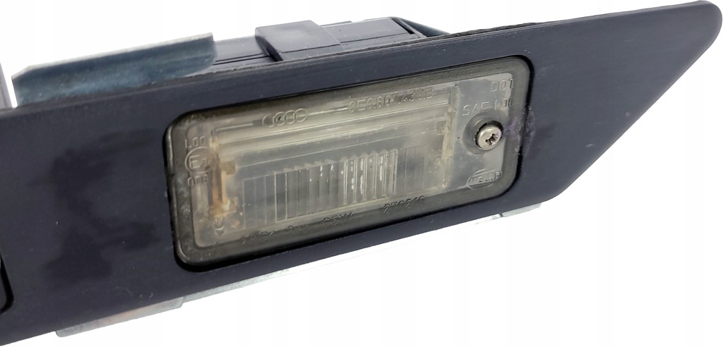 фото №5, Audi a6 c6 kombi q7 i 4l камера заднего вида накладка кнопка крышки