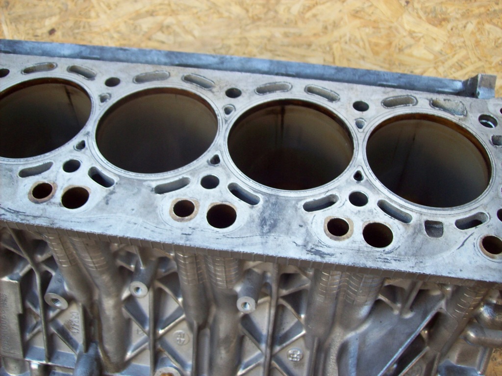 фото №13, Bmw f01 f02 760 v12 блок двигуна n74b60a 7567197