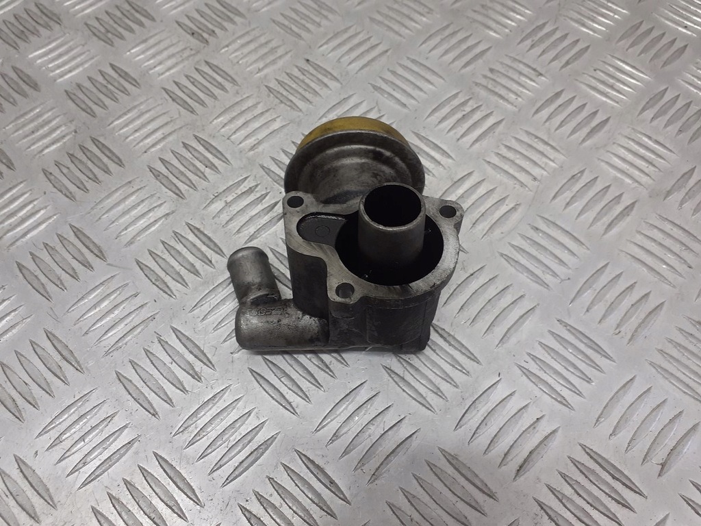 фото №1, Заливная горловина масла opel astra h 1.9 cdti 551952