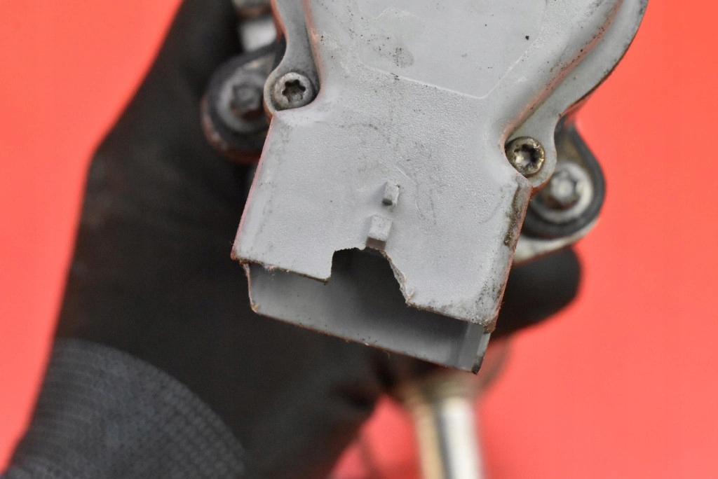 Купить Клапан egr 4r8q-9y493-bj jaguar xj x358 2.7 tdv6 204 km 07-09