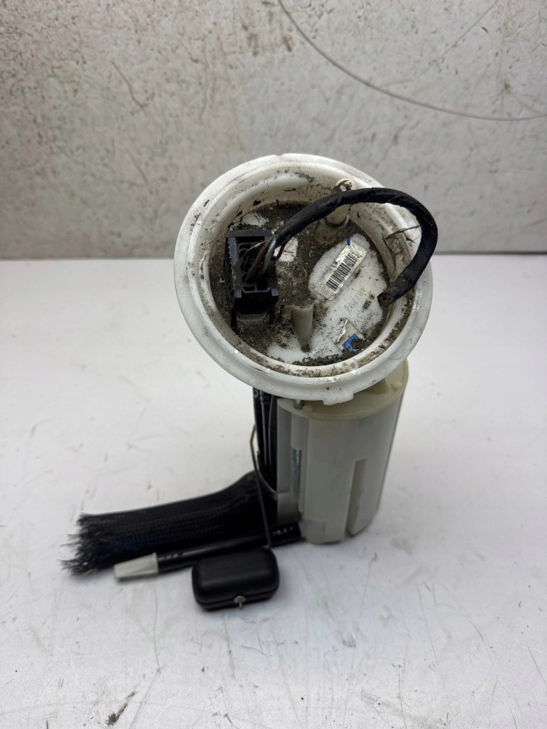 фото №1, Bmw e60 e61 насос помпа топлива 6765778