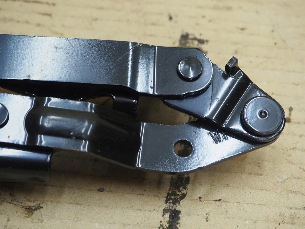 фото №12, Петля кришки mazda mx5 nd правий