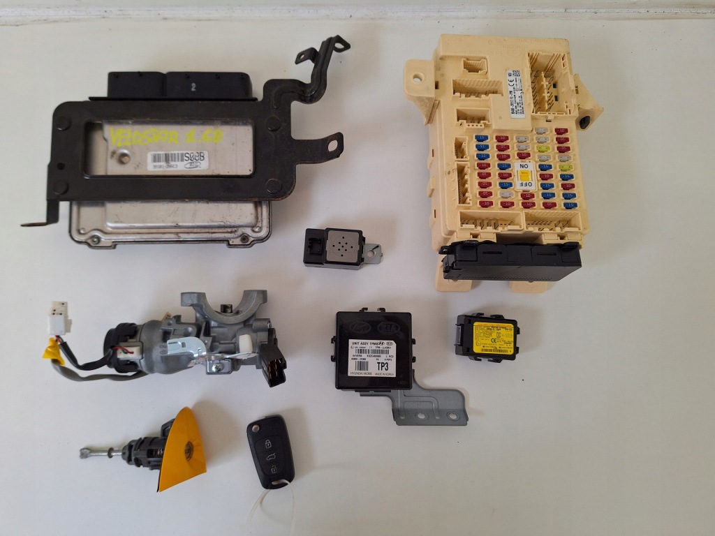 фото №1, Набор стартовый бортовой компьютер hyundai veloster i 1.6 gdi