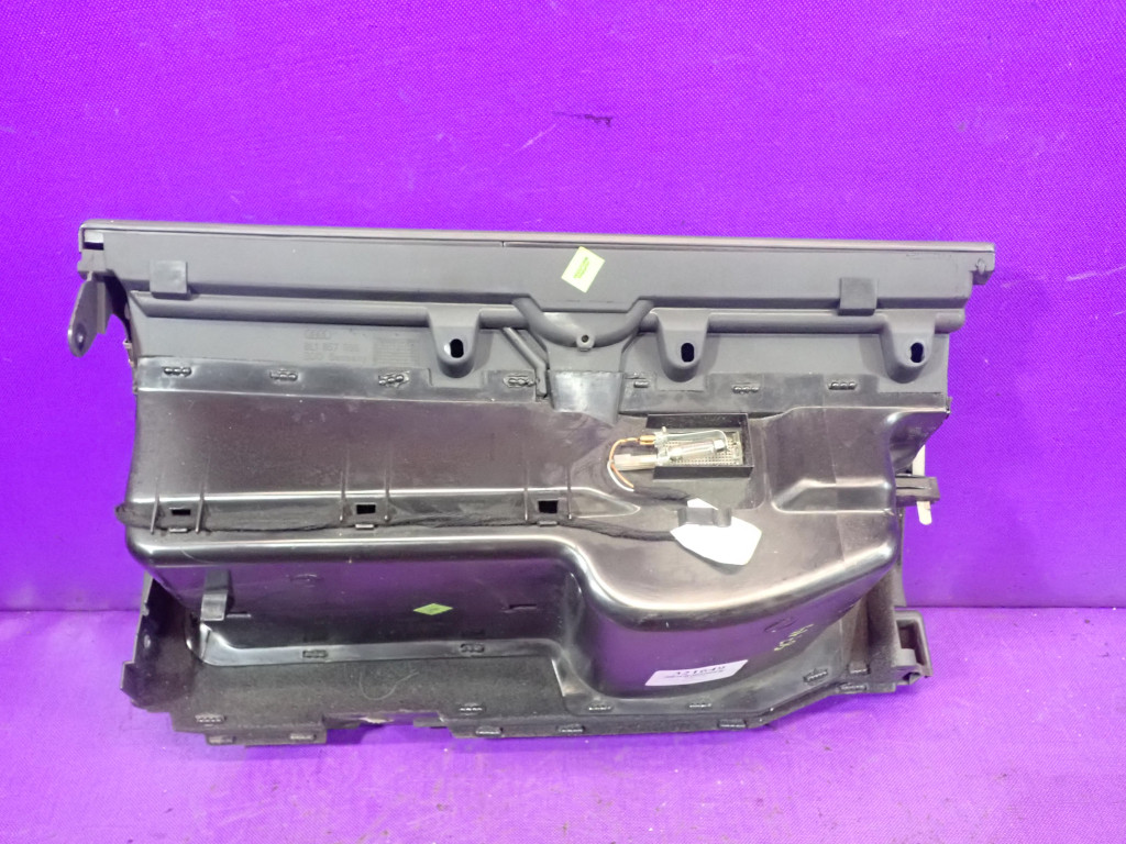 фото №5, Audi a3 8l 00-03 lift бардачок пассажира 8l1857095