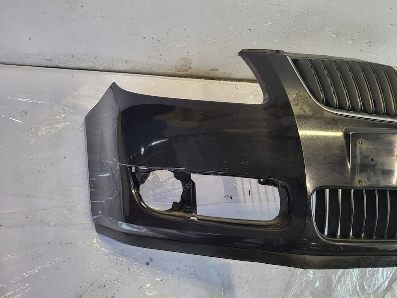 Бампер перед передній решітка радіатора skoda roomster praktik 5j fabia 2 2 lak.9910 Недорого