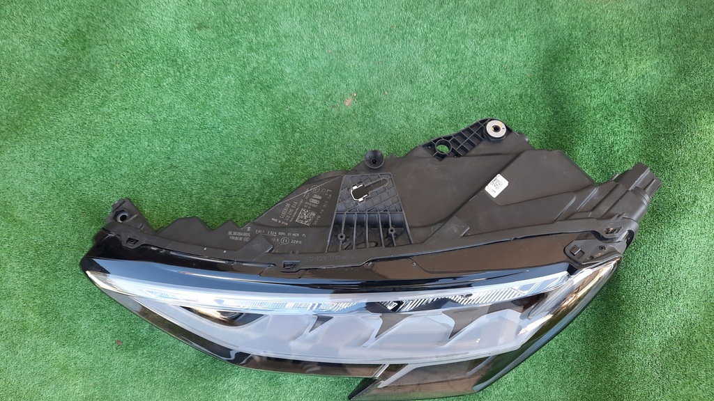 фото №4, Audi a3 8y0 full led лампа передняя