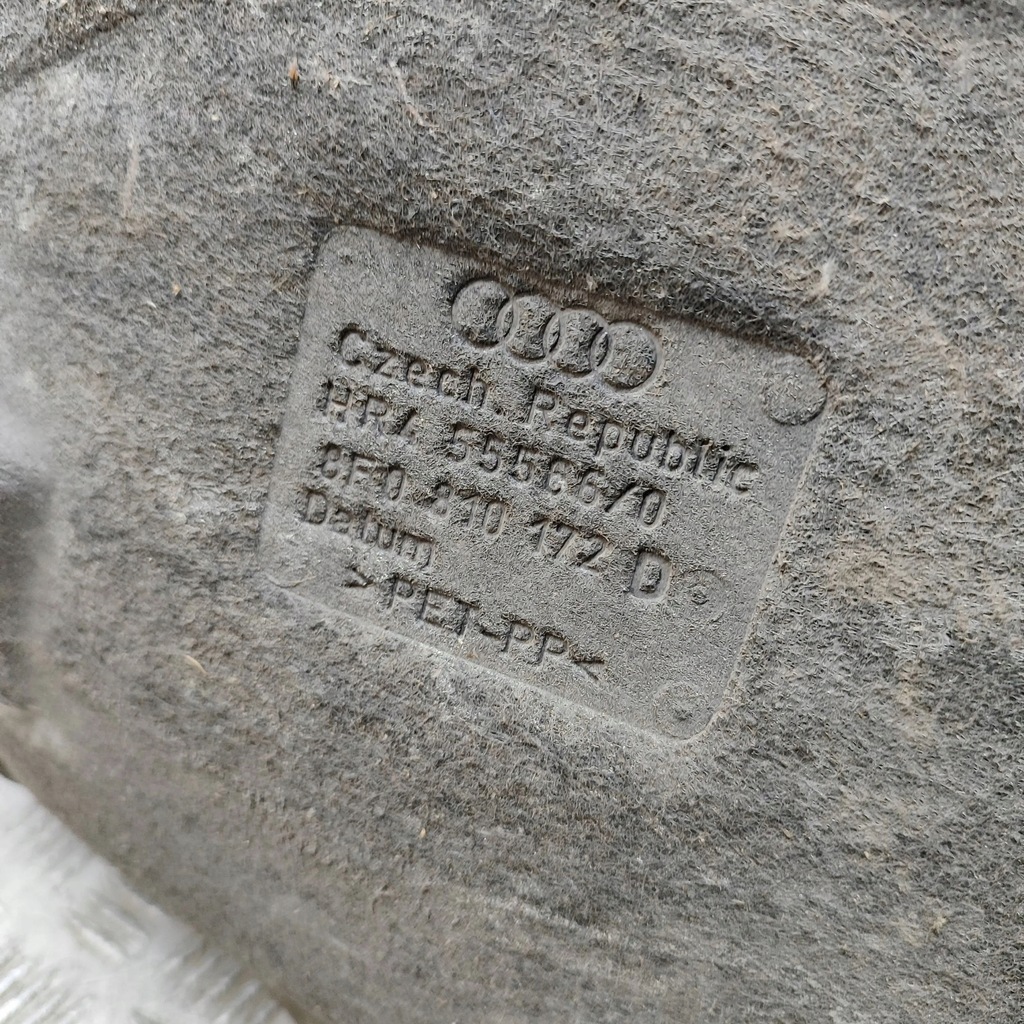 фото №7, Audi a5 8t 8f 2015 правая сторона подкрылок задние