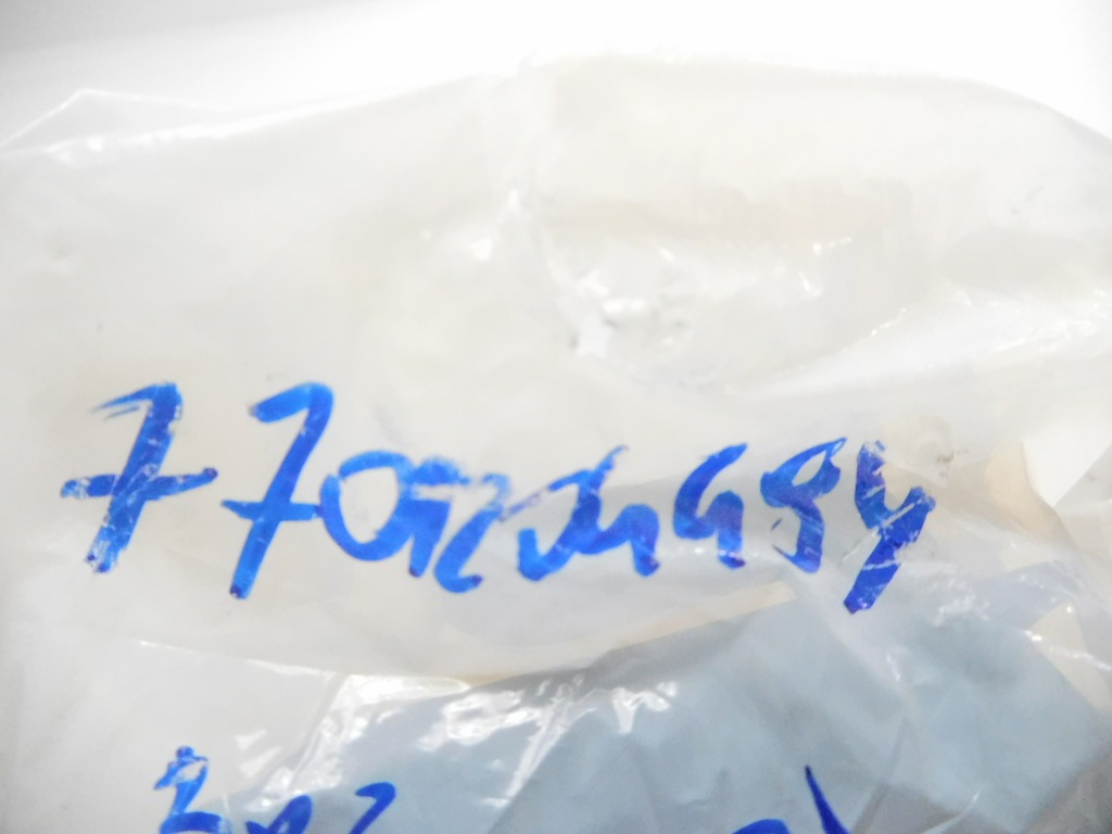 фото №10, Кронштейн рамы сиденье renault clio оригинальный номер 7701204494