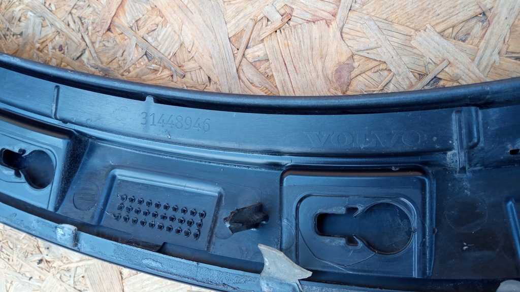 фото №11, Volvo v60 cc молдинг накладка крыла правый перед