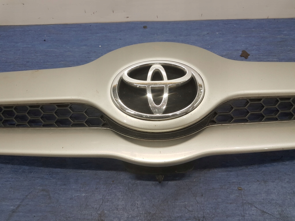 фото №6, Toyota corolla verso i lift решётка радиатора решётка радиатора 1c0