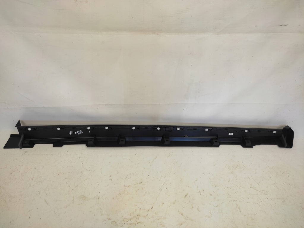 фото №7, Jaguar e-pace молдинг порог правая порог правый 2018-