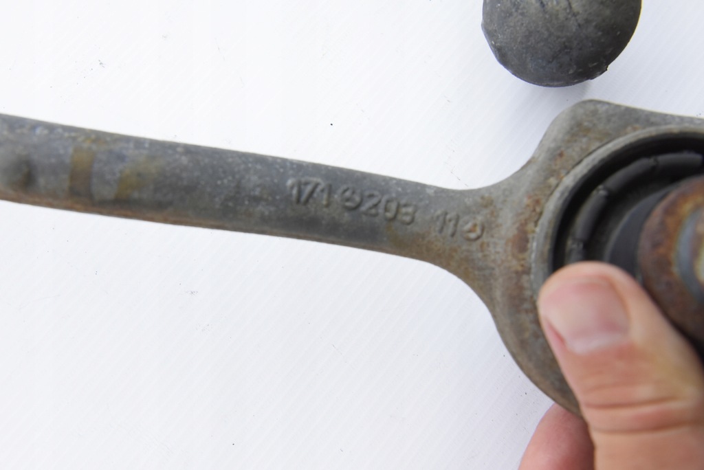 фото №4, Mercedes slk r171 w171 важіль правий перед сталевий