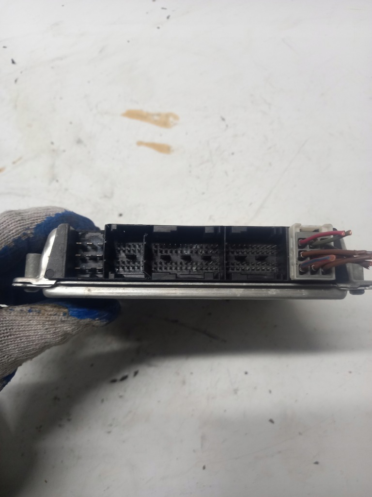 Блок керування двигуна mercedes-benz w211 3.2 бензин a1121534479 в Україні