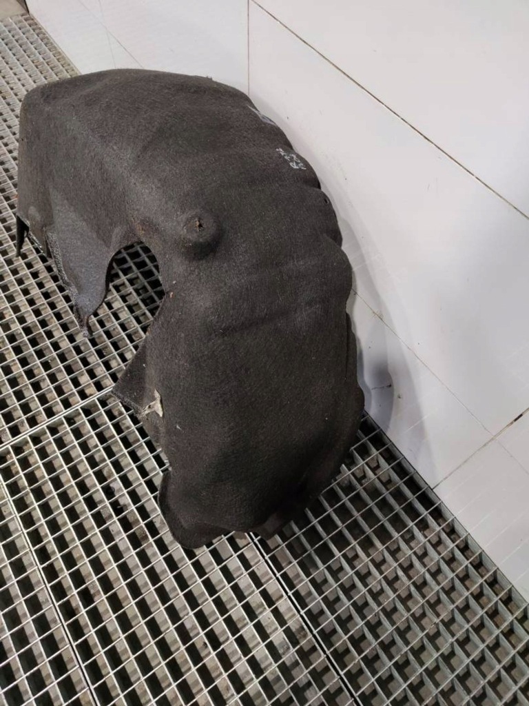 фото №5, Подкрылок правый задняя задние - mercedes r172 w172 slk