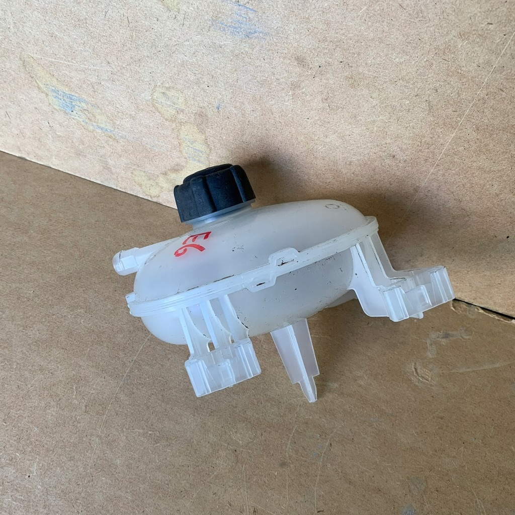 фото №1, Бак расширительный 217111203r renault espace vi 1.2 e-tech