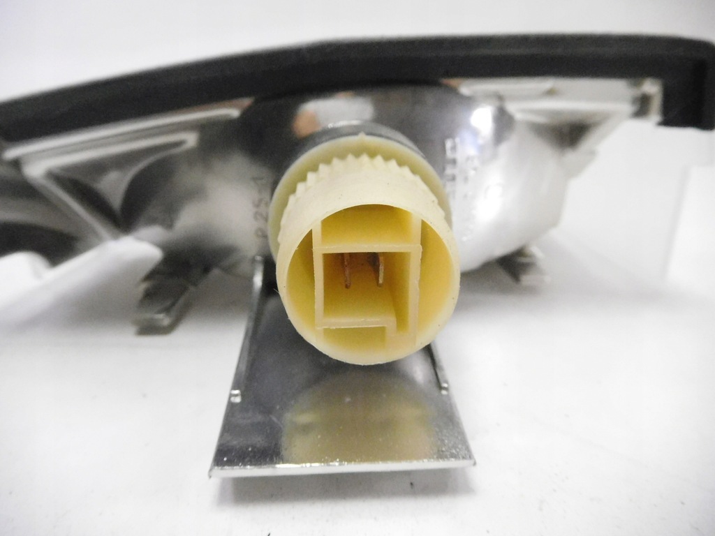 фото №9, Поворотник передній правий fiat croma 1 1985 typ 154