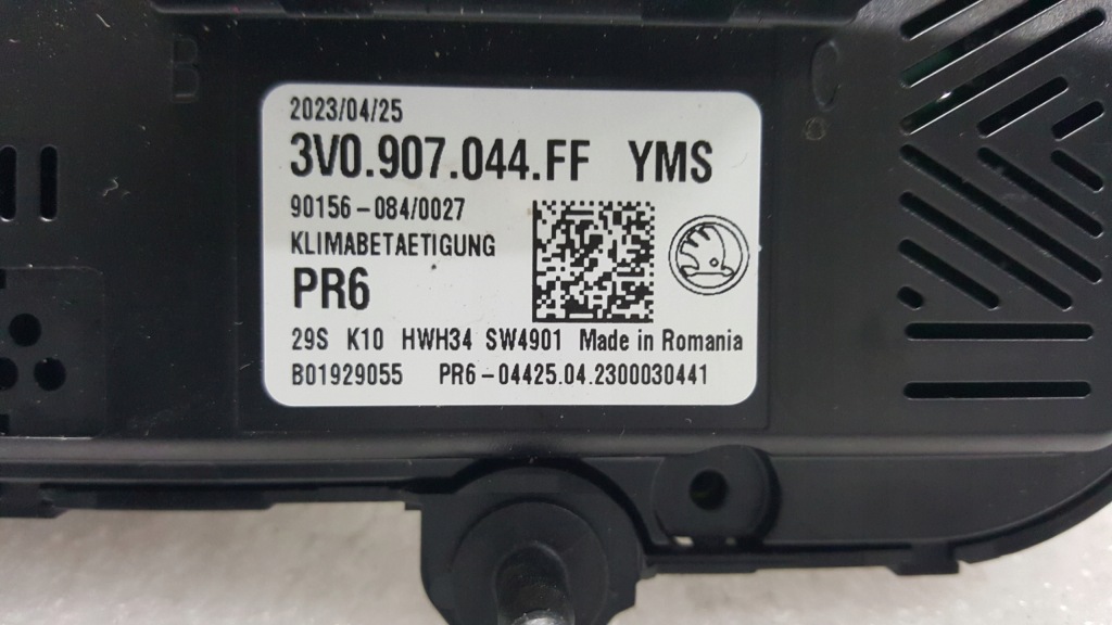 фото №12, Новый оригинальный панель кондиционера skoda fabia iii 6v0907044d