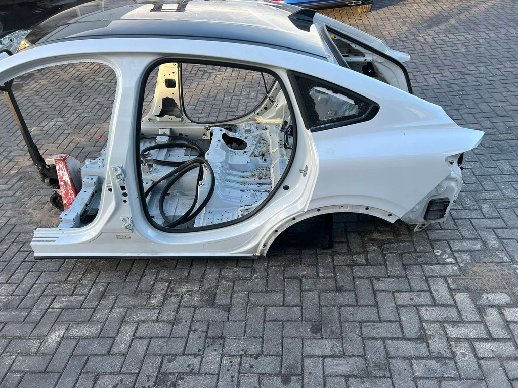 фото №1, Чверть задня задня ліва лівий крила поріг renault arkana teqxd