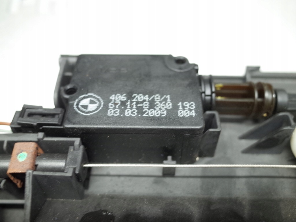 фото №8, Bmw 3 e93 cabrio замок крышки багажника