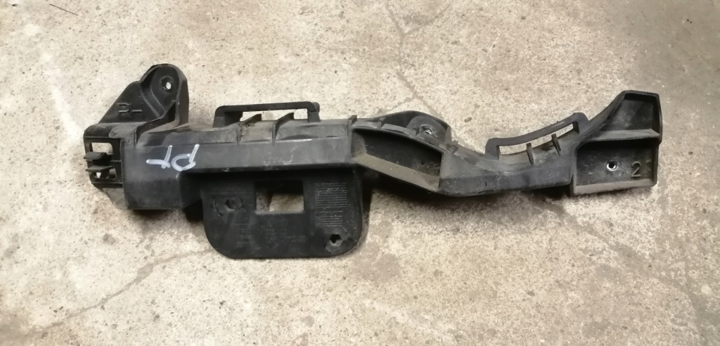 фото №1, Opel adam направляющая бампера правый задняя 13364174