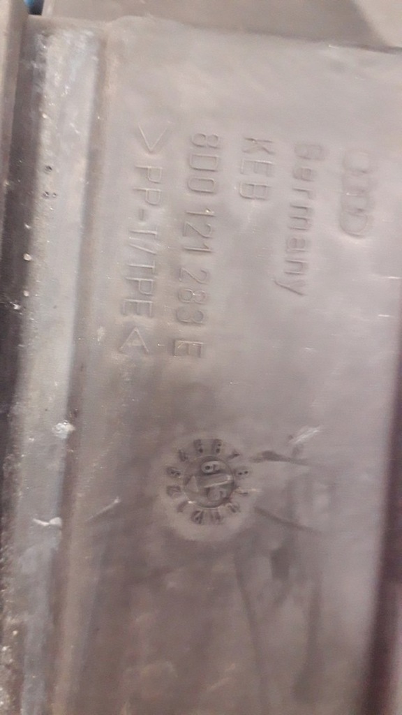 фото №15, Воздуховод воздуха audi a4 b5 8d0121284e