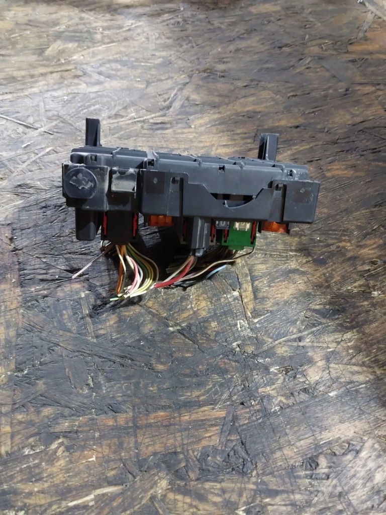 фото №11, Модуль блок управления комфорта bsm 9650664180