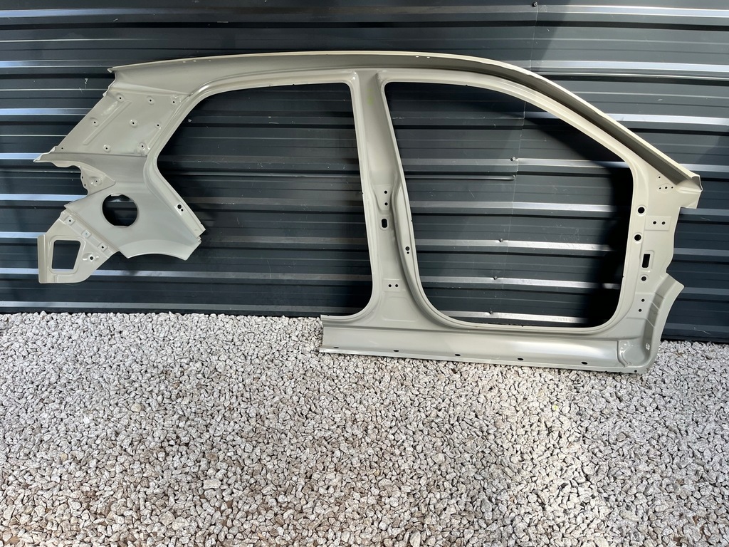 фото №10, Hyundai i20 ii 2 14- обшивка порог блок двигателя крыло