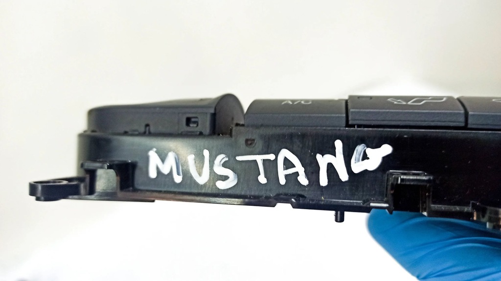 фото №6, Ford mustang vi 2019 панели управление, переключатели