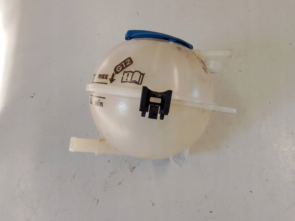 Бак розширювальний оригінал  audi skoda vw 6q0121407b Оригінал