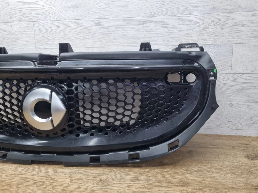 Smart fortwo 2 2015 с передний решётка радиатора Цена