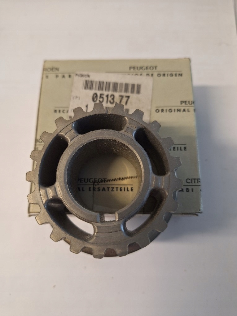 фото №1, Колесо зубчатое распределительного вала citroen peugeot оригинальный номер 051377