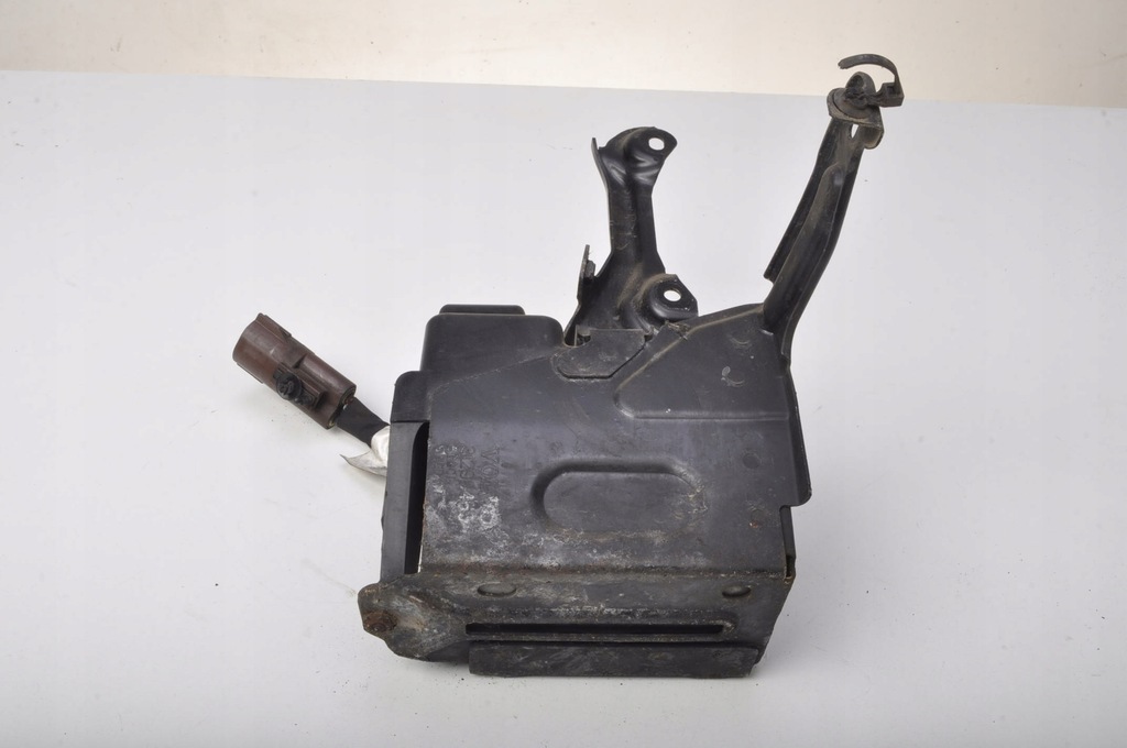 фото №3, Volvo s40 ii v50 аккумулятор запуск стоп 31296667