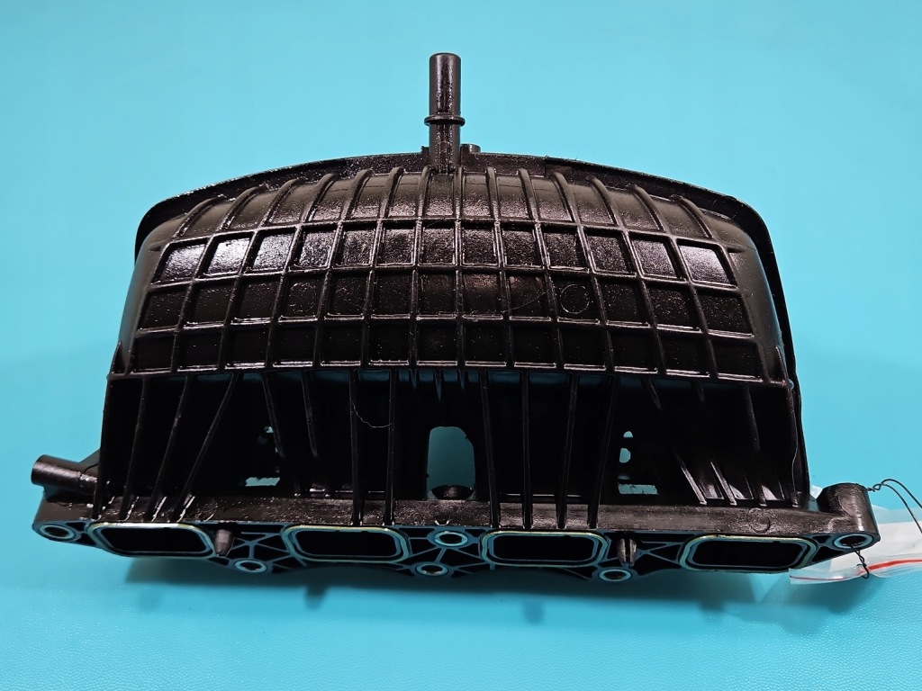 Купить Коллектор впускной  vw touran 1 1,4 tsi 03c129711ae