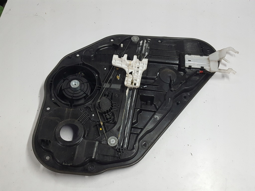 фото №1, Hyundai i30 ii 12-16r подъемник стекло левый задняя